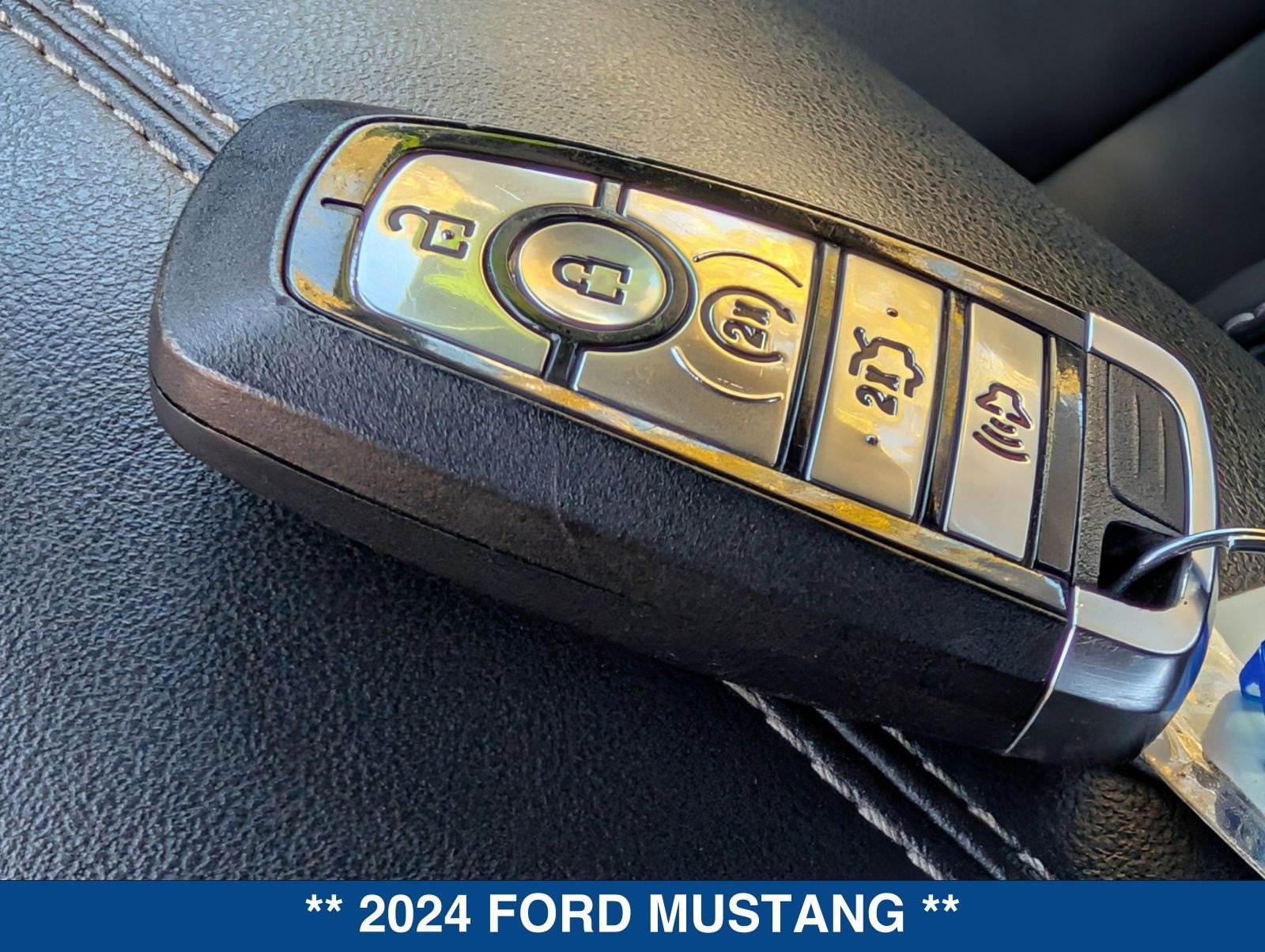 Certified 2024 Ford Mustang Premium image 30