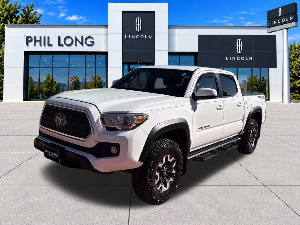 Used 2019 Toyota Tacoma TRD Off-Road AWD/4WD image 4
