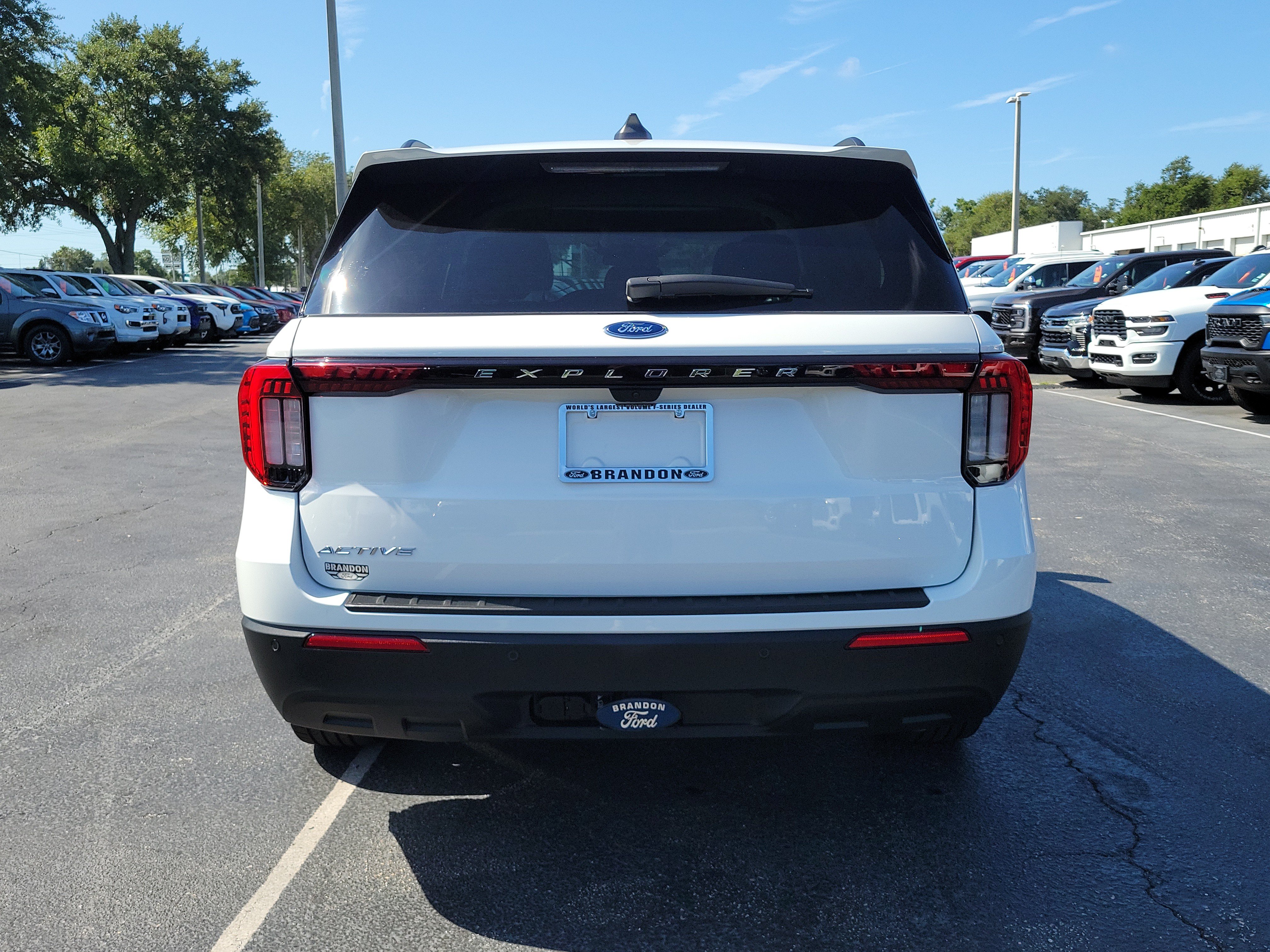Certified 2025 Ford Explorer Active RWD image 8