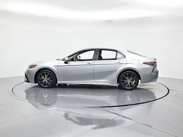 Used 2022 Toyota Camry SE FWD image 8