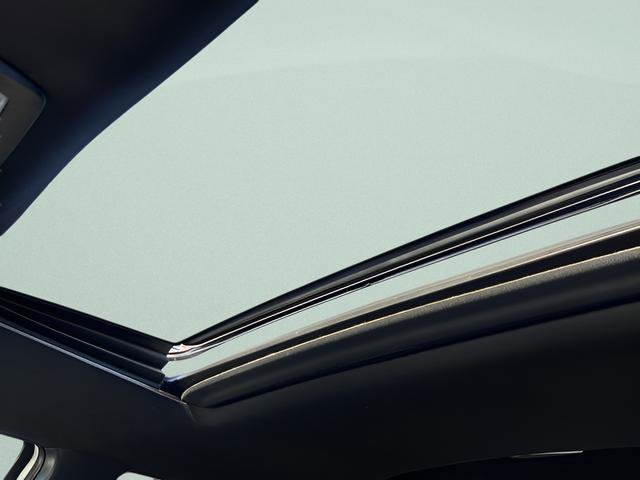 Used 2017 Toyota Tacoma TRD Off-Road w/ Premium & Technology Package AWD/4WD image 25