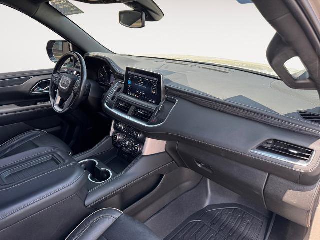 Used 2021 GMC Yukon SLT w/ SLT Luxury Plus Package AWD/4WD image 15