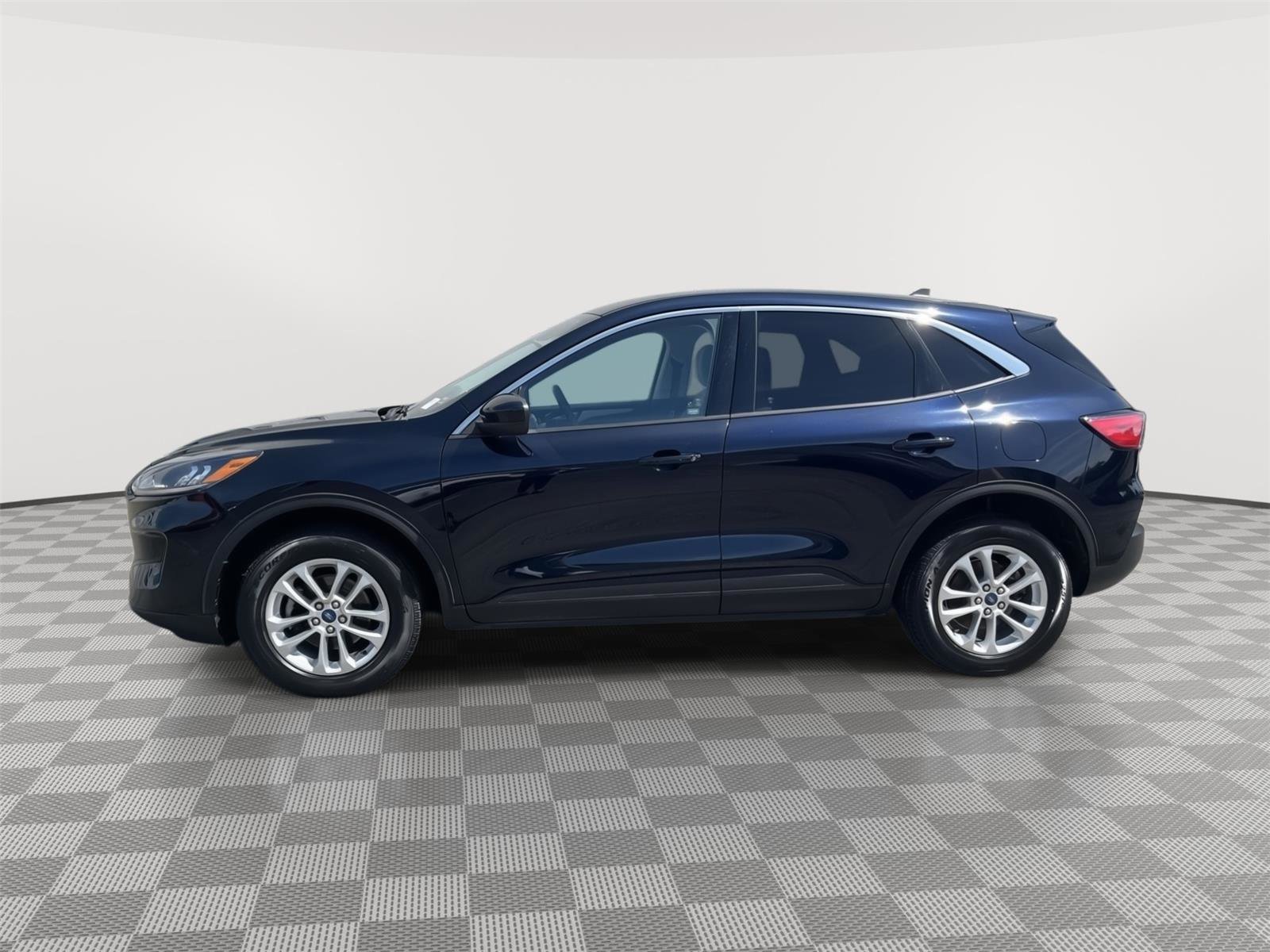 Certified 2021 Ford Escape SE AWD/4WD image 8