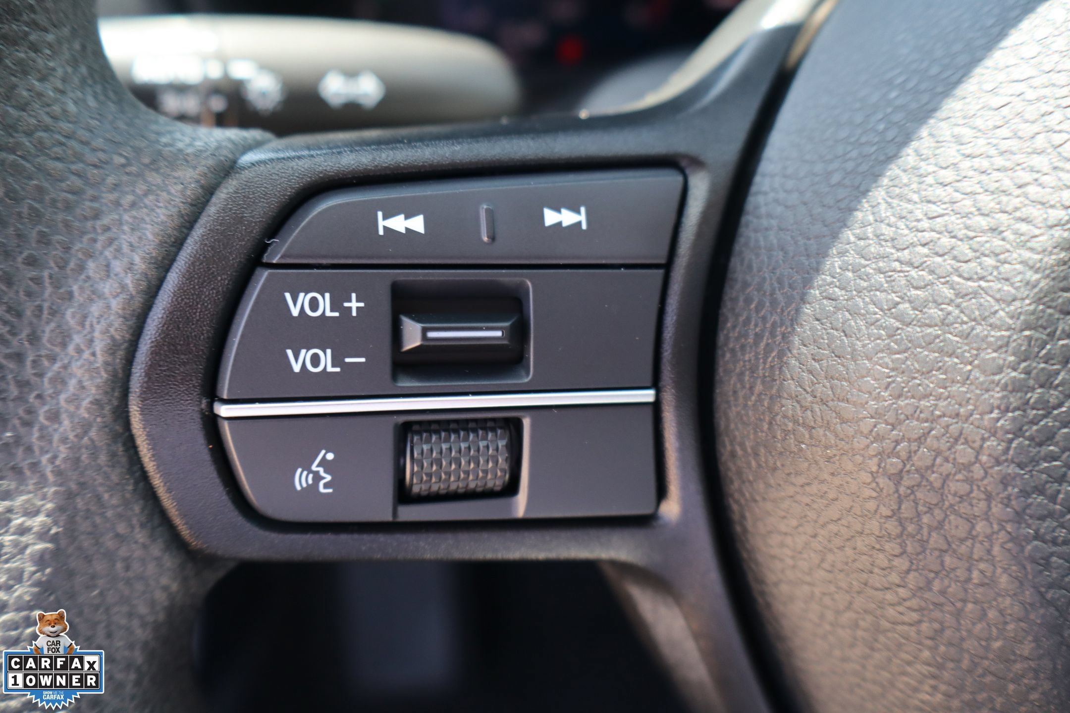 Used 2023 Honda Accord EX image 14