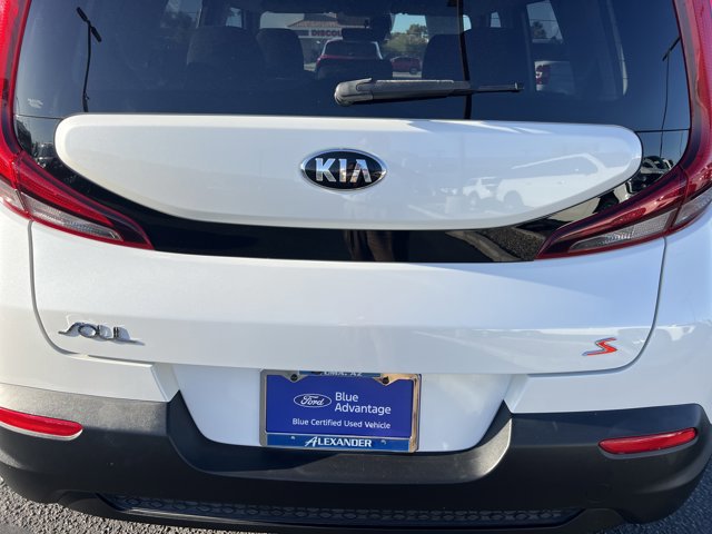 Used 2021 Kia Soul S FWD image 16