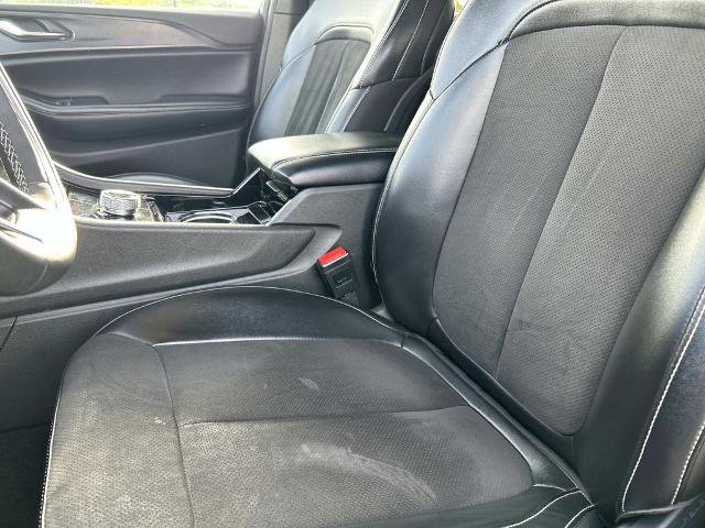 Used 2023 Jeep Grand Cherokee Altitude AWD/4WD image 26