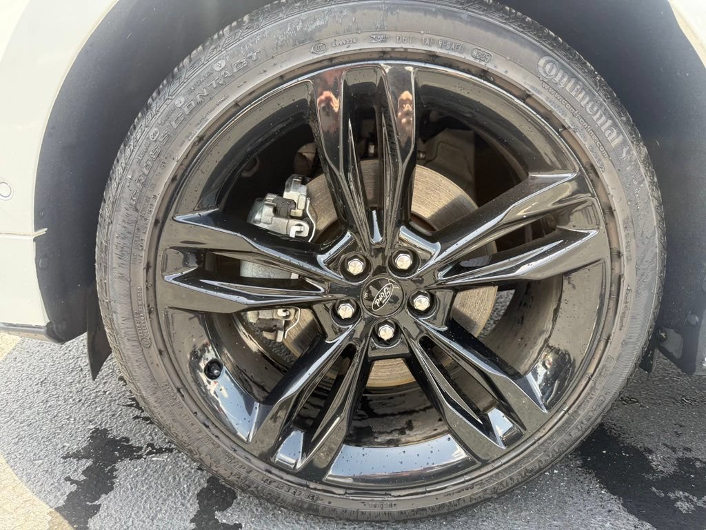 Certified 2020 Ford Edge ST w/ Equipment Group 401A AWD/4WD image 16