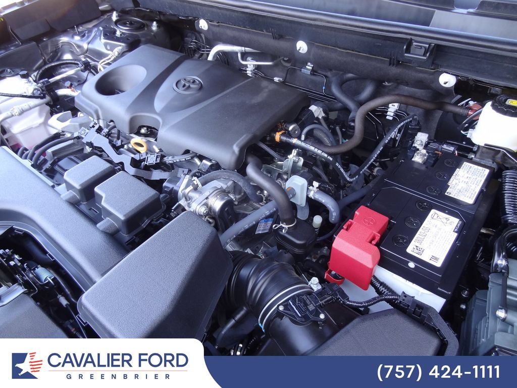 Used 2025 Toyota RAV4 XLE w/ Convenience Package AWD/4WD image 34