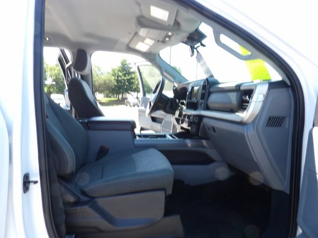Certified 2024 Ford F250 XLT w/ FX4 Off-Road Package AWD/4WD image 32