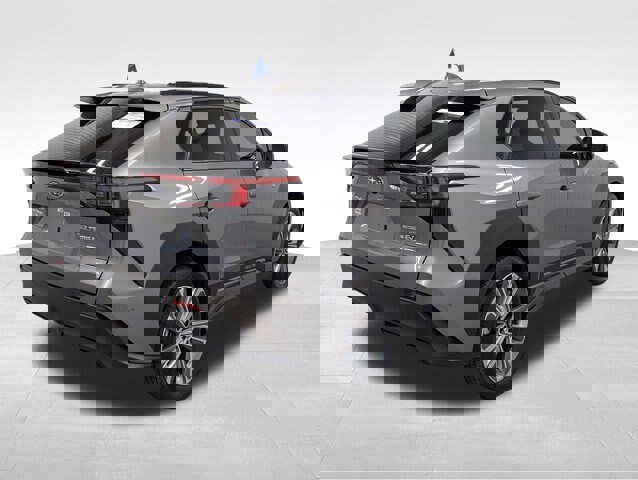 Used 2024 Subaru Solterra image 2