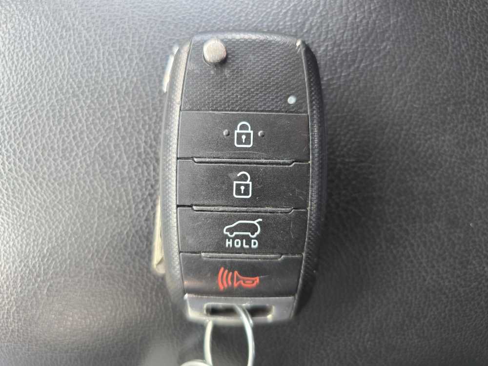 Used 2018 Kia Soul + FWD image 21