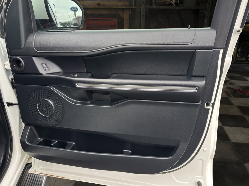 Certified 2021 Ford Expedition Max XLT image 32