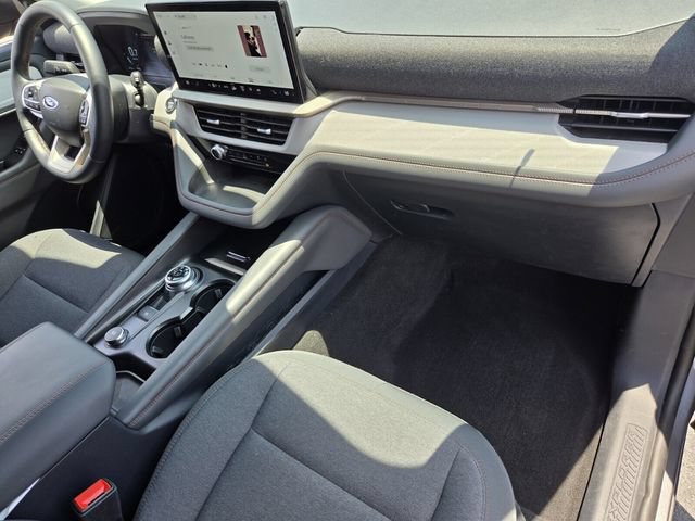 Certified 2025 Ford Explorer Active AWD/4WD image 19