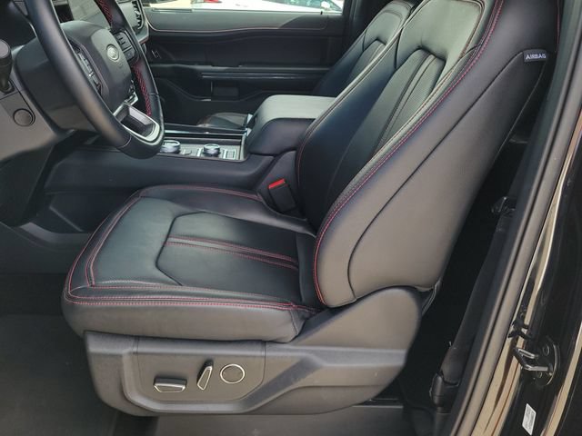 Certified 2023 Ford Expedition Max Limited AWD/4WD image 6