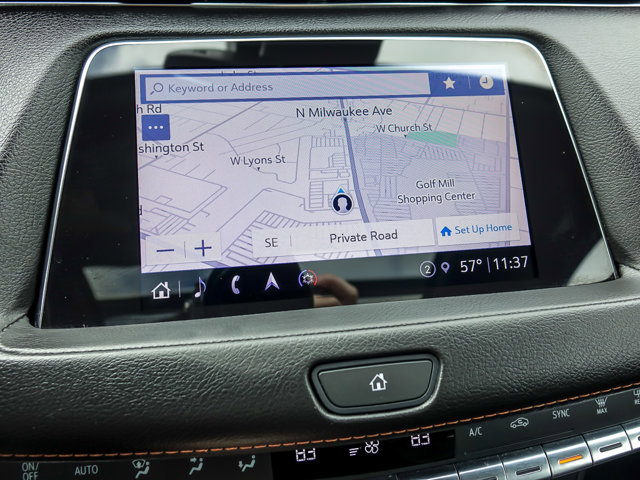 Used 2023 Cadillac XT4 Sport w/ Sun And Sound Package AWD/4WD image 18
