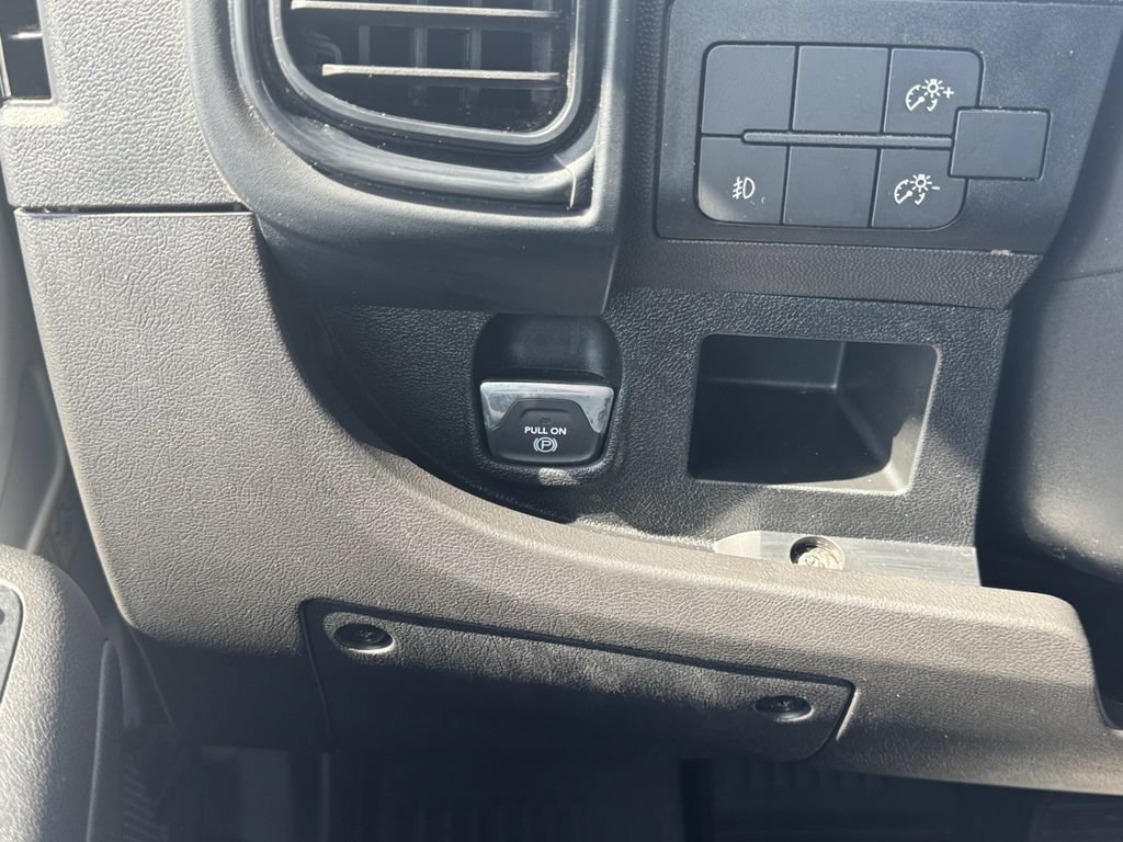 Used 2025 RAM ProMaster 2500 w/ Convenience Group FWD image 23