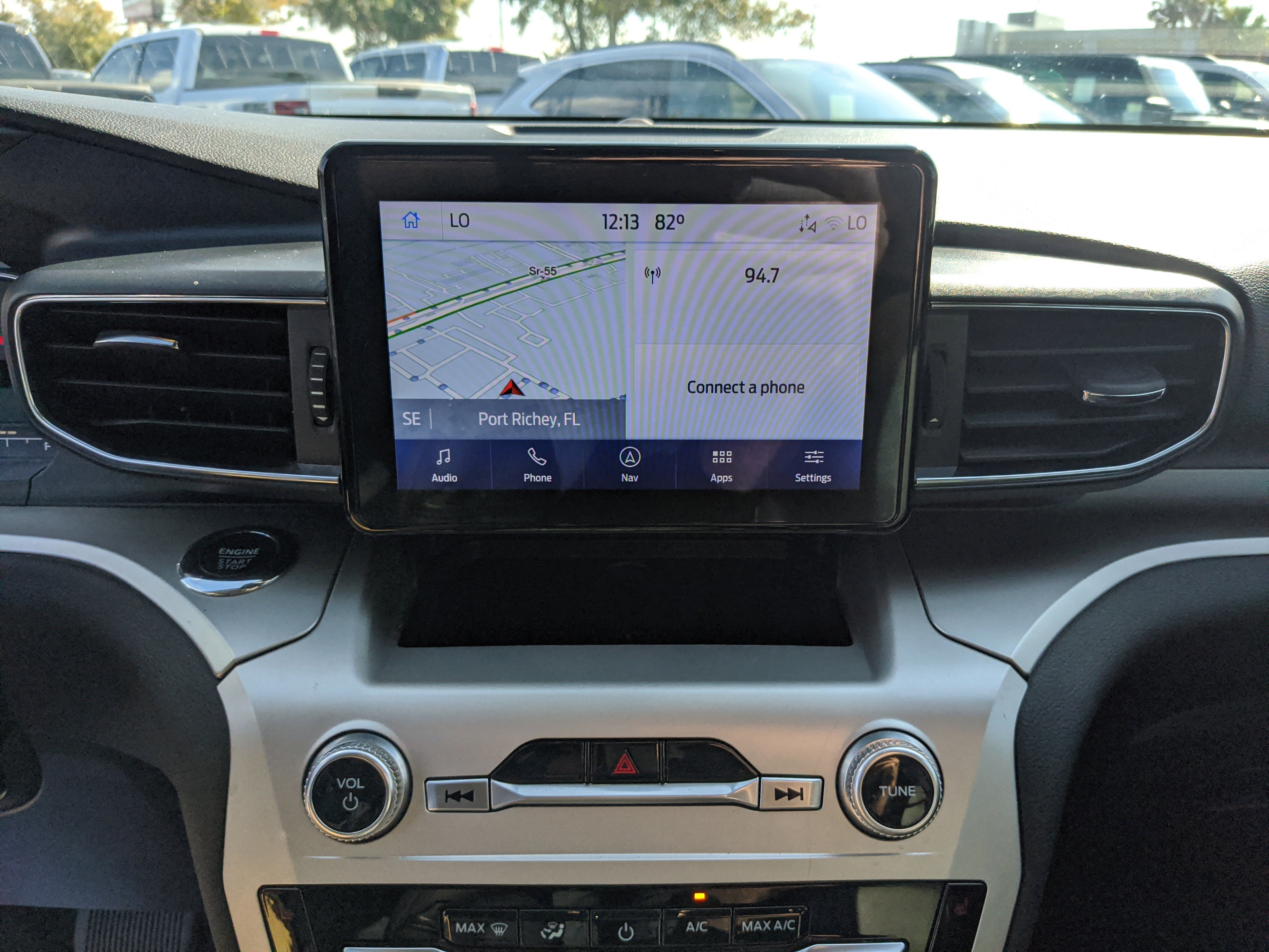 Certified 2022 Ford Explorer XLT w/ Equipment Group 202A image 23