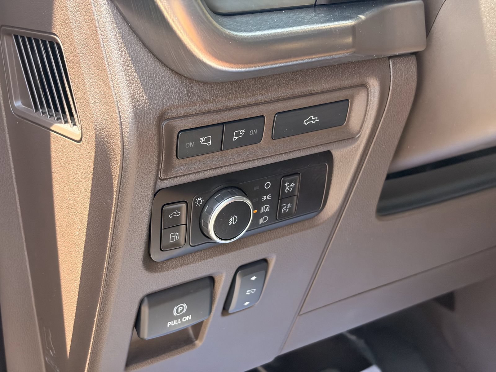 Certified 2023 Ford F150 King Ranch w/ Equipment Group 601A High AWD/4WD image 21