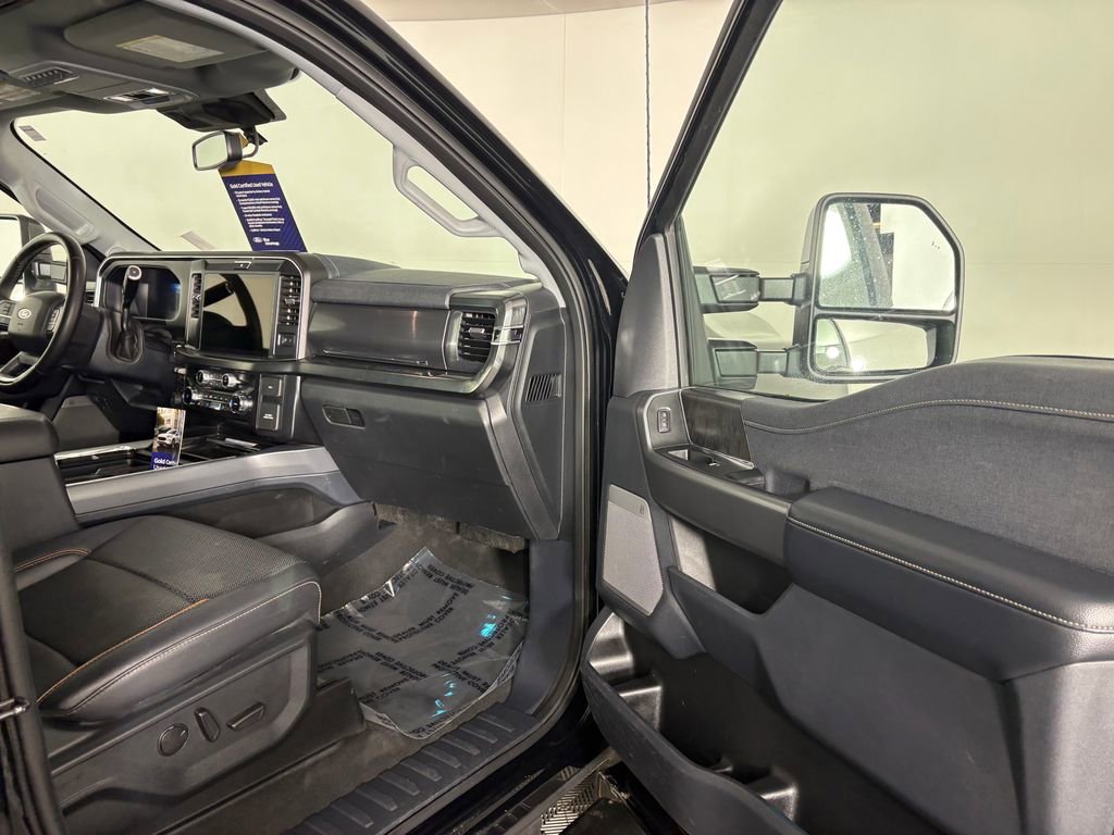 Certified 2025 Ford F350 Lariat AWD/4WD image 35