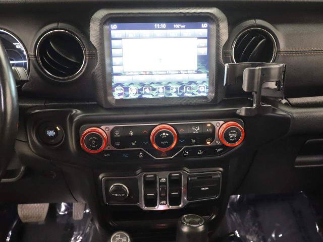 Used 2021 Jeep Wrangler Unlimited Sahara AWD/4WD image 30