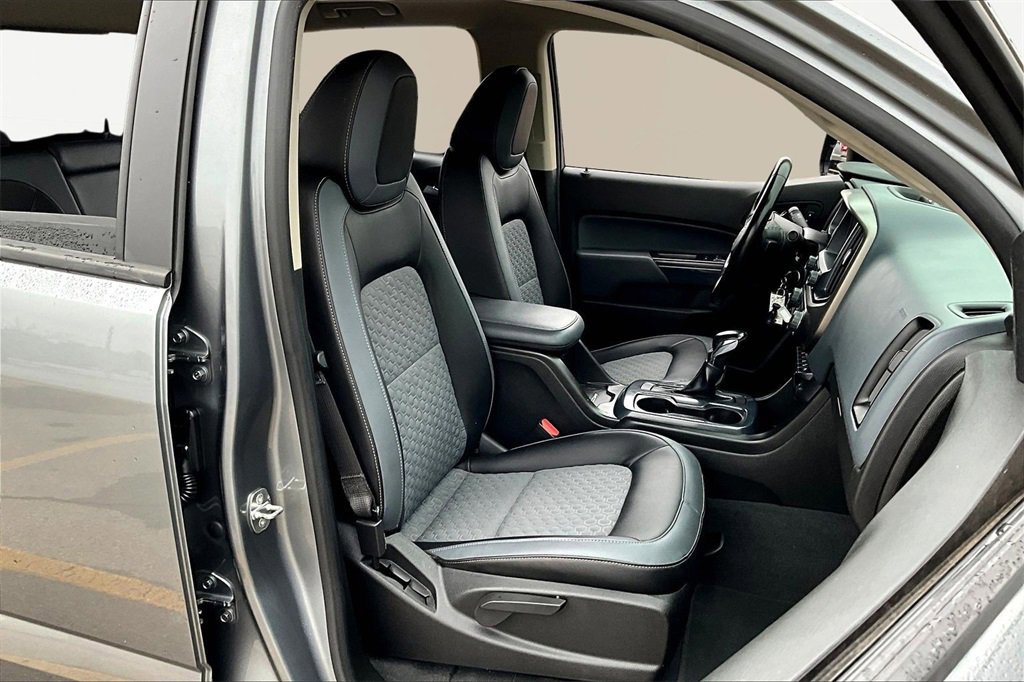 Used 2022 Chevrolet Colorado Z71 image 9