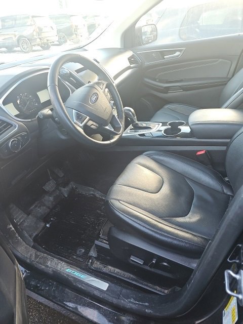 Certified 2018 Ford Edge Titanium w/ Equipment Group 301A image 3