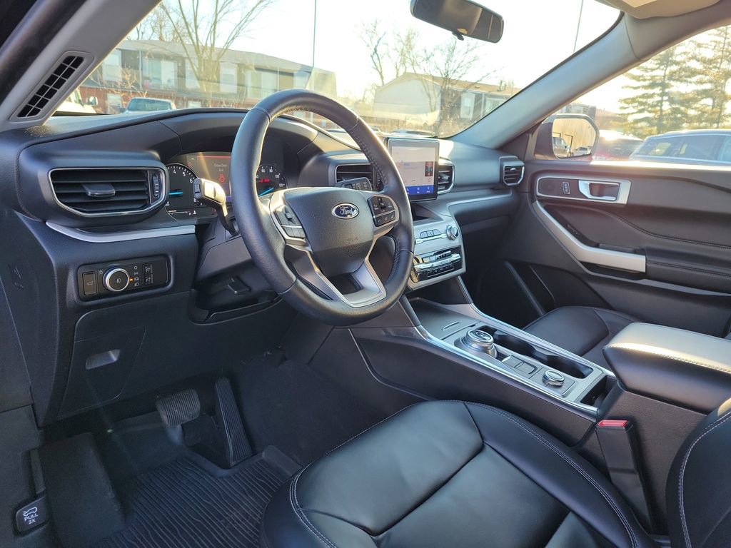 Certified 2023 Ford Explorer XLT w/ Equipment Group 202A image 20