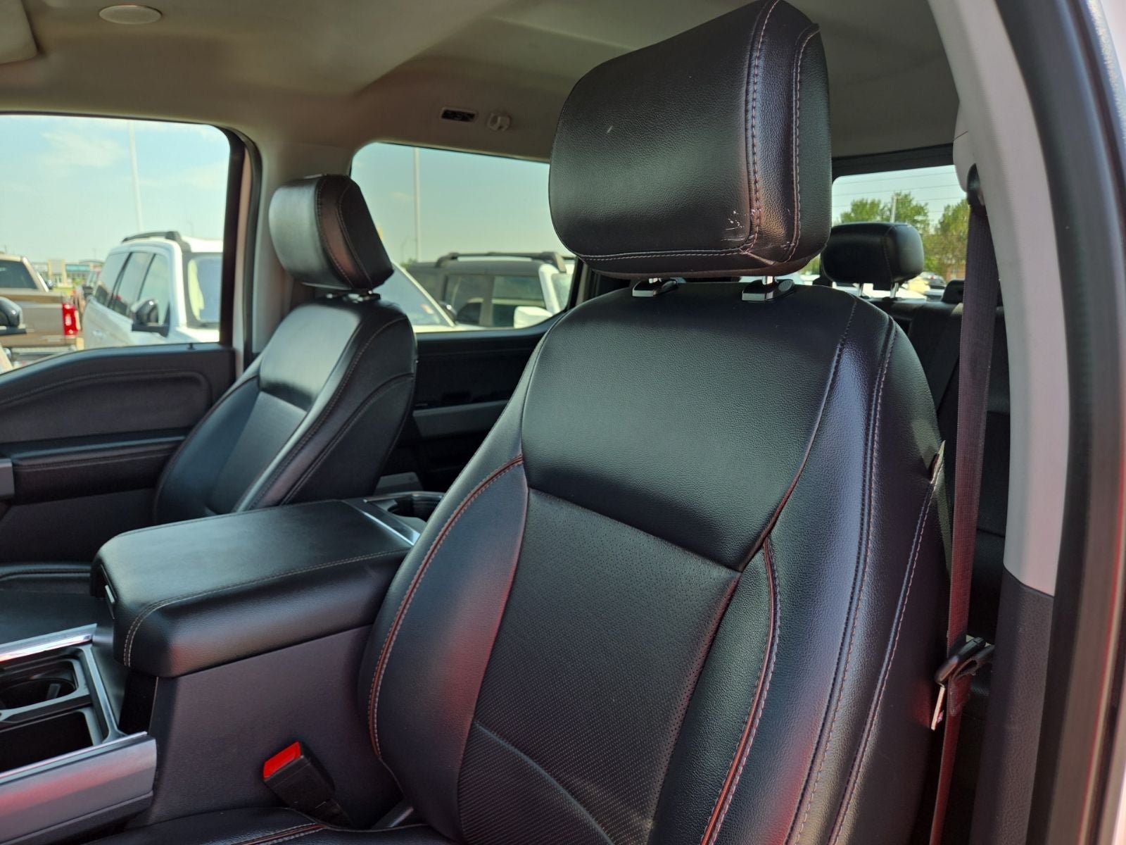 Certified 2024 Ford F250 Lariat w/ Lariat Ultimate Package AWD/4WD image 27