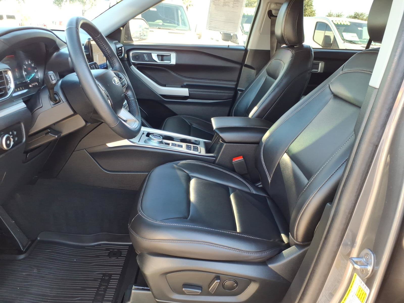 Certified 2023 Ford Explorer XLT w/ Equipment Group 202A RWD image 12