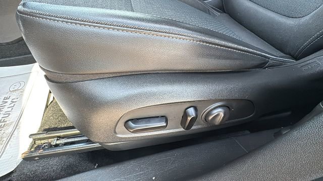 Used 2021 Buick Encore GX Select w/ Sport Touring Package image 10