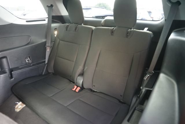Certified 2022 Ford Explorer XLT RWD image 14