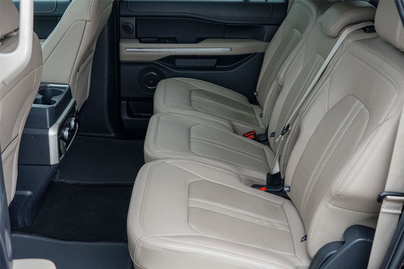 Certified 2024 Ford Expedition Max Limited RWD image 23