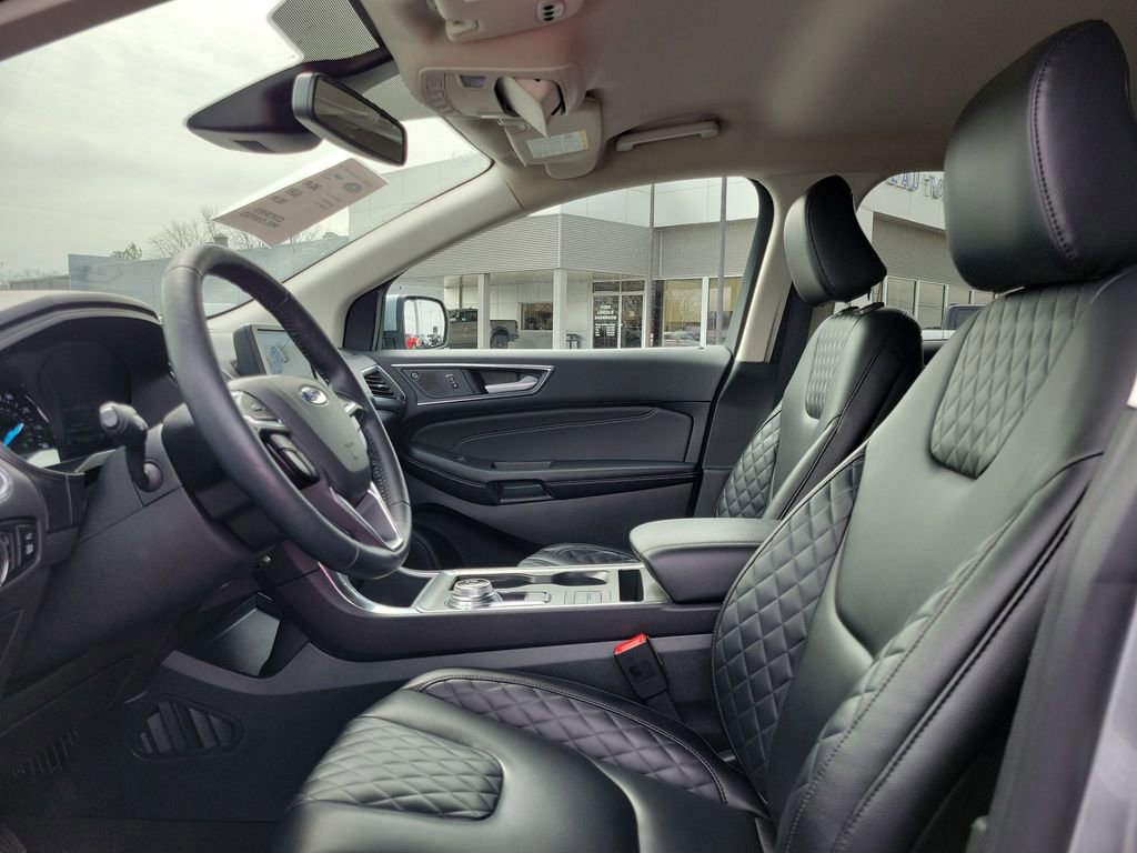 Certified 2024 Ford Edge Titanium image 17