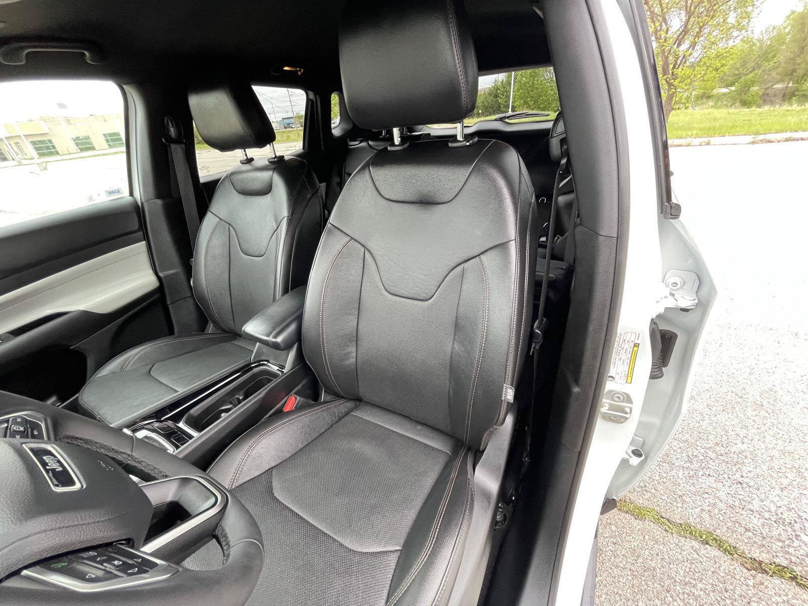 Used 2024 Jeep Compass Limited w/ Elite Group AWD/4WD image 18