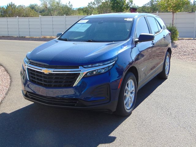 Used 2022 Chevrolet Equinox LS w/ LS Convenience Package AWD/4WD image 9