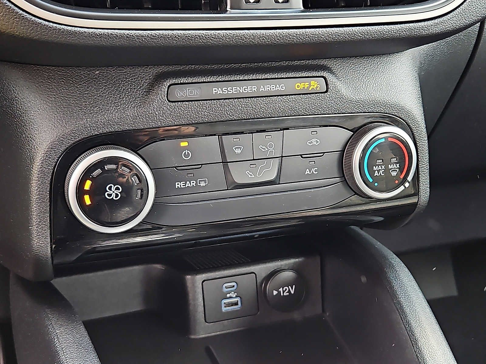 Certified 2022 Ford Escape S AWD/4WD image 16