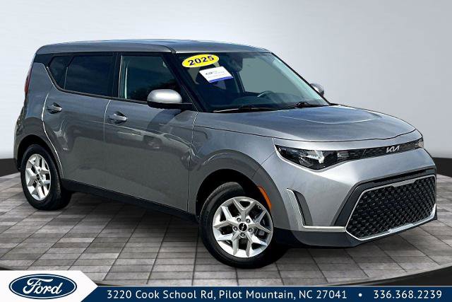 Used 2025 Kia Soul LX w/ LX Technology Package