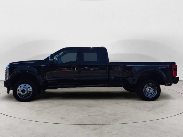 Certified 2026 Ford F450 Platinum AWD/4WD image 2