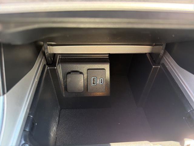 Certified 2023 Ford Explorer XLT w/ Equipment Group 202A image 20