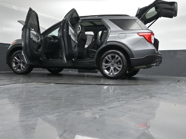 Certified 2023 Ford Explorer XLT w/ Equipment Group 202A AWD/4WD image 57