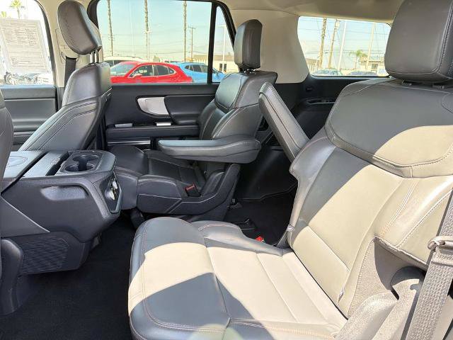 Certified 2025 Ford Expedition Active AWD/4WD image 19