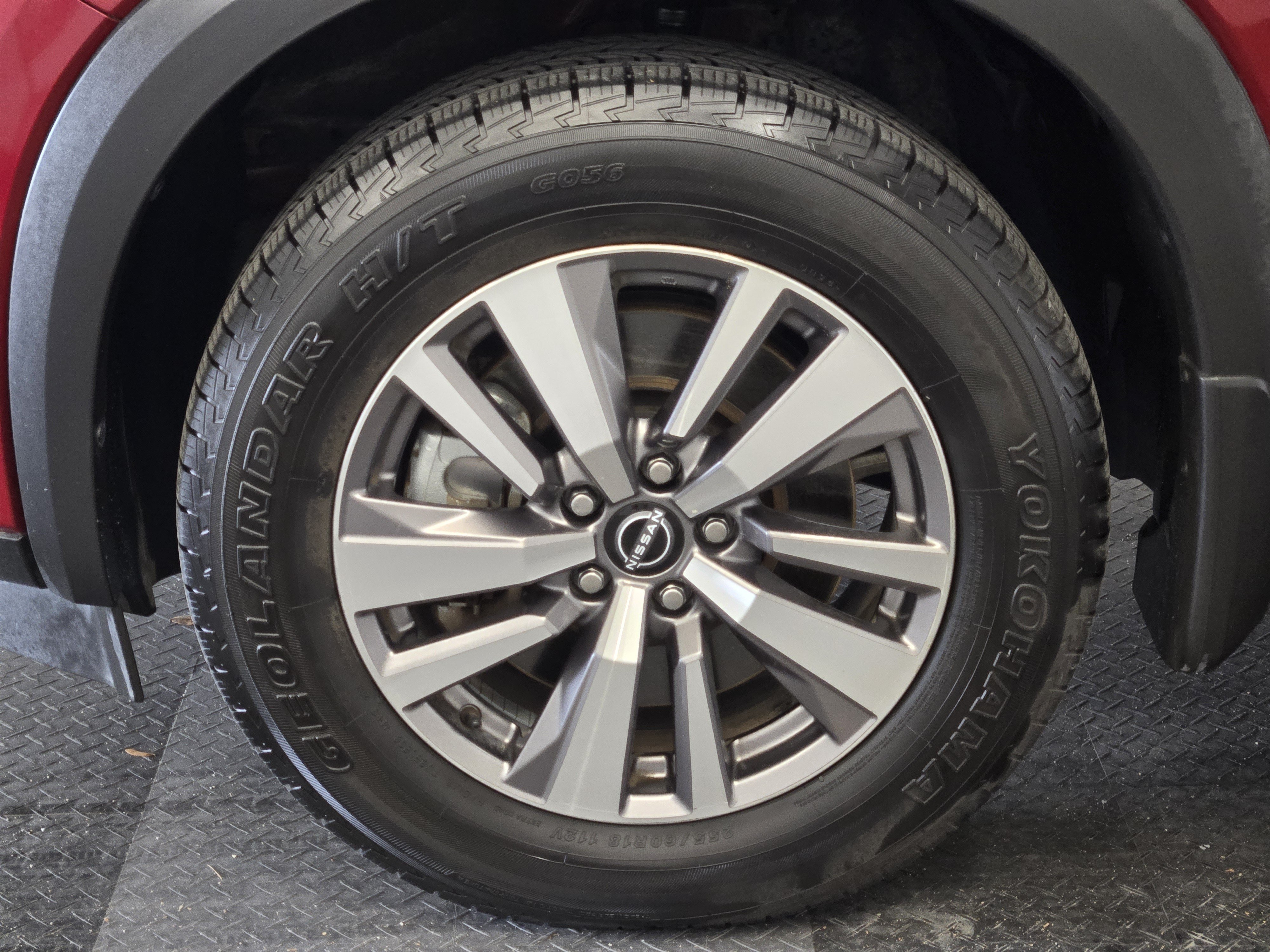 Used 2022 Nissan Pathfinder SL AWD/4WD image 10