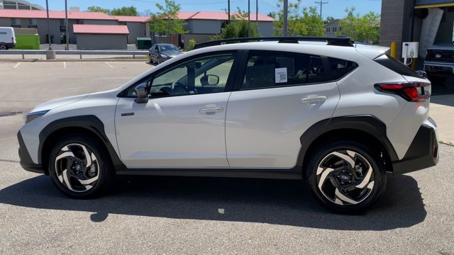 Used 2026 Subaru Crosstrek 2.5i Limited AWD/4WD image 7