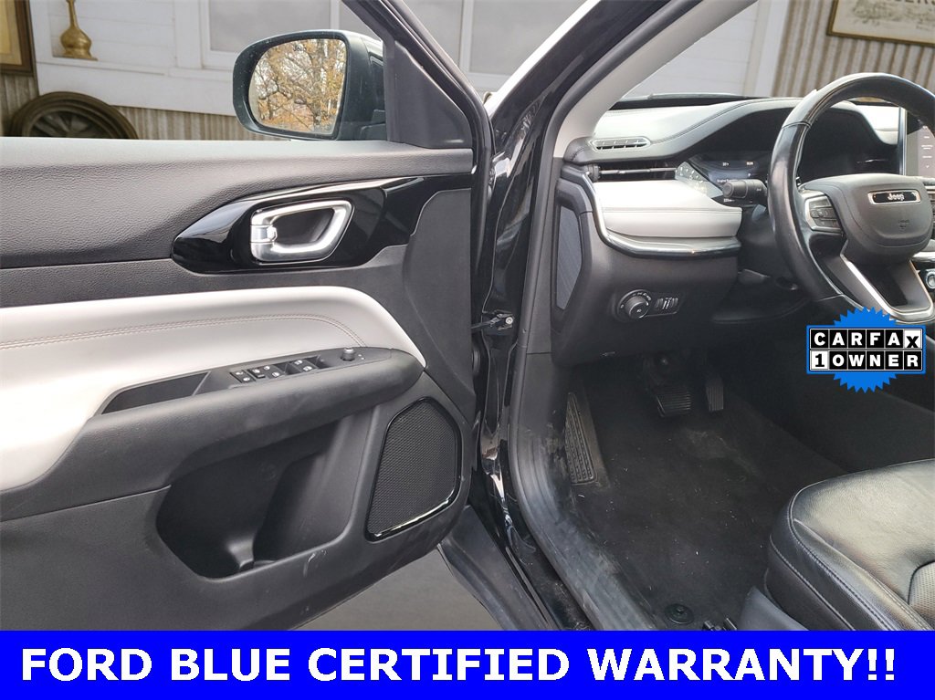 Used 2022 Jeep Compass Limited image 11