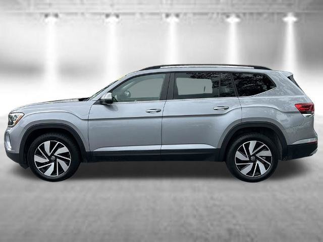 Used 2024 Volkswagen Atlas SE AWD/4WD image 8