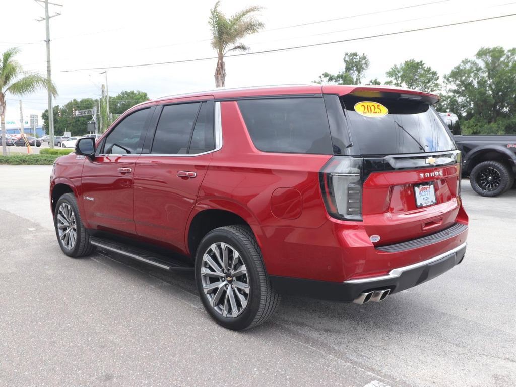 Used 2025 Chevrolet Tahoe High Country image 3