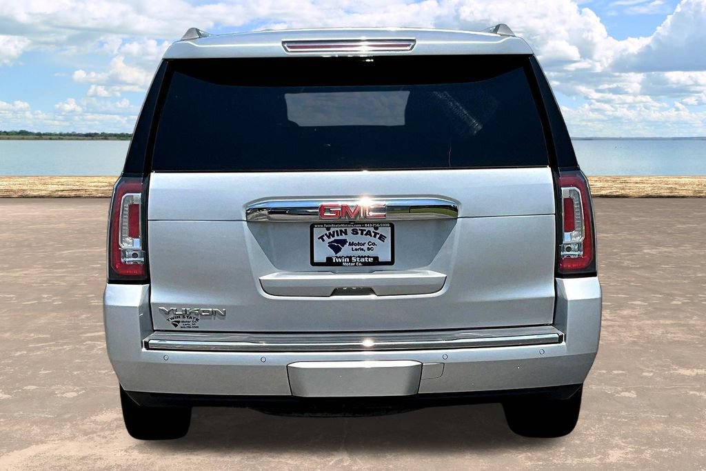 Used 2017 GMC Yukon Denali w/ Open Road Package AWD/4WD image 7