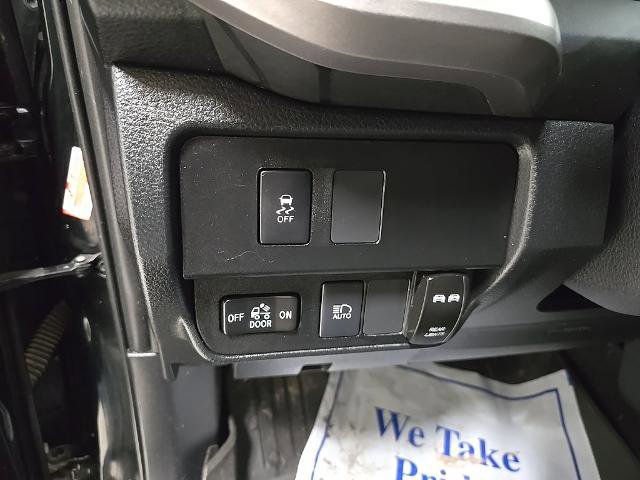 Used 2021 Toyota Tacoma SR5 image 38