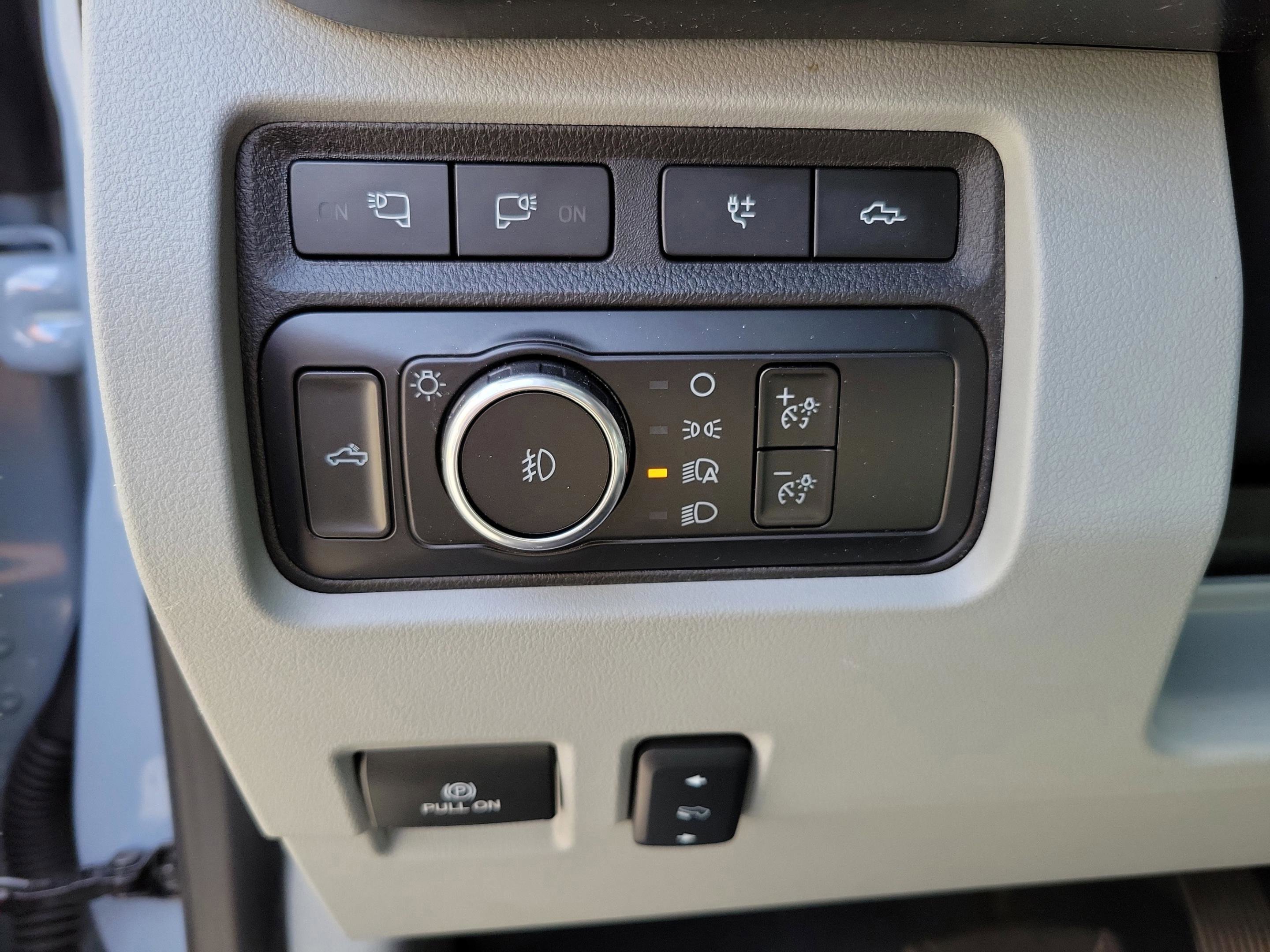 Certified 2024 Ford F250 Limited w/ FX4 Off-Road Package image 20