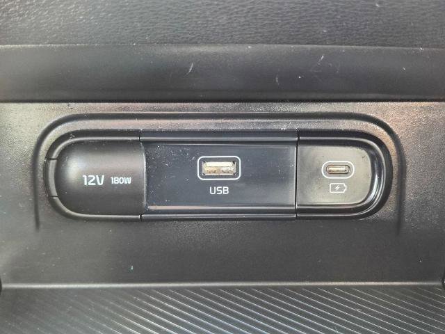 Used 2023 Kia Sportage LX image 20